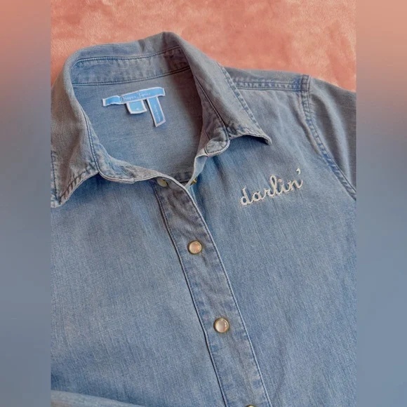 DRAPER JAMES - Darlin’ Chambray Button Down Shirt - Picture 3 of 6